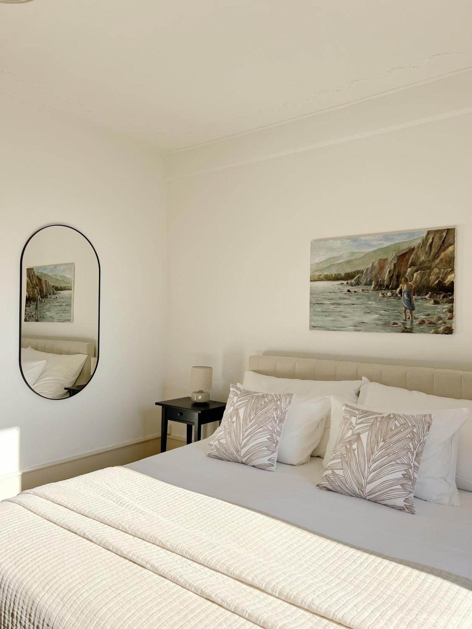 Montreux Riviera Suite Waterfront 3 Bedrooms Private Parking Exteriör bild